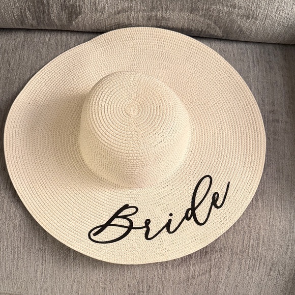 Bride Sun Hat - Picture 1 of 5